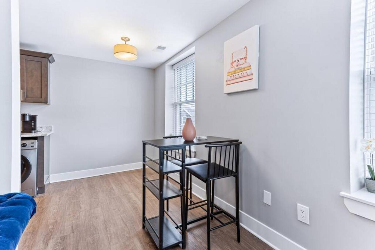 Your Cozy One Bedroom Midtown Детройт Екстериор снимка
