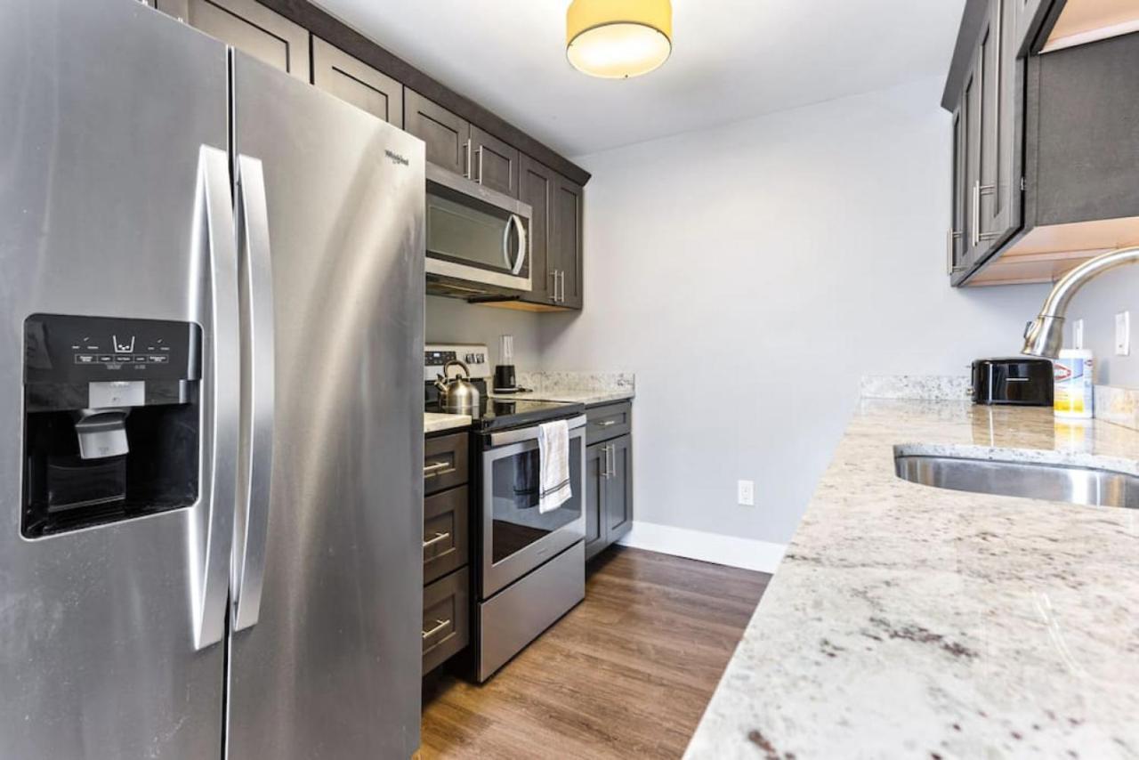 Your Cozy One Bedroom Midtown Детройт Екстериор снимка