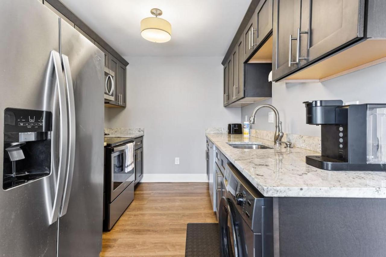 Your Cozy One Bedroom Midtown Детройт Екстериор снимка