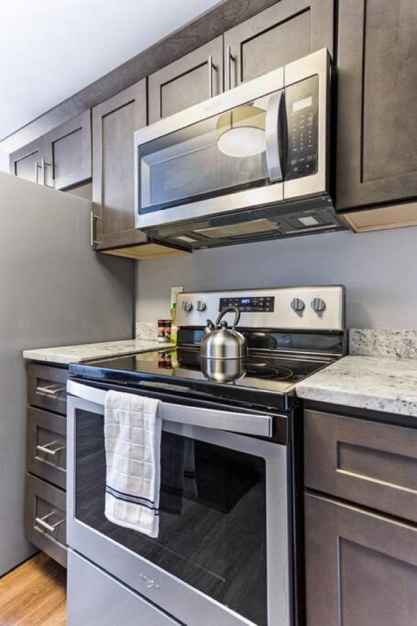 Your Cozy One Bedroom Midtown Детройт Екстериор снимка