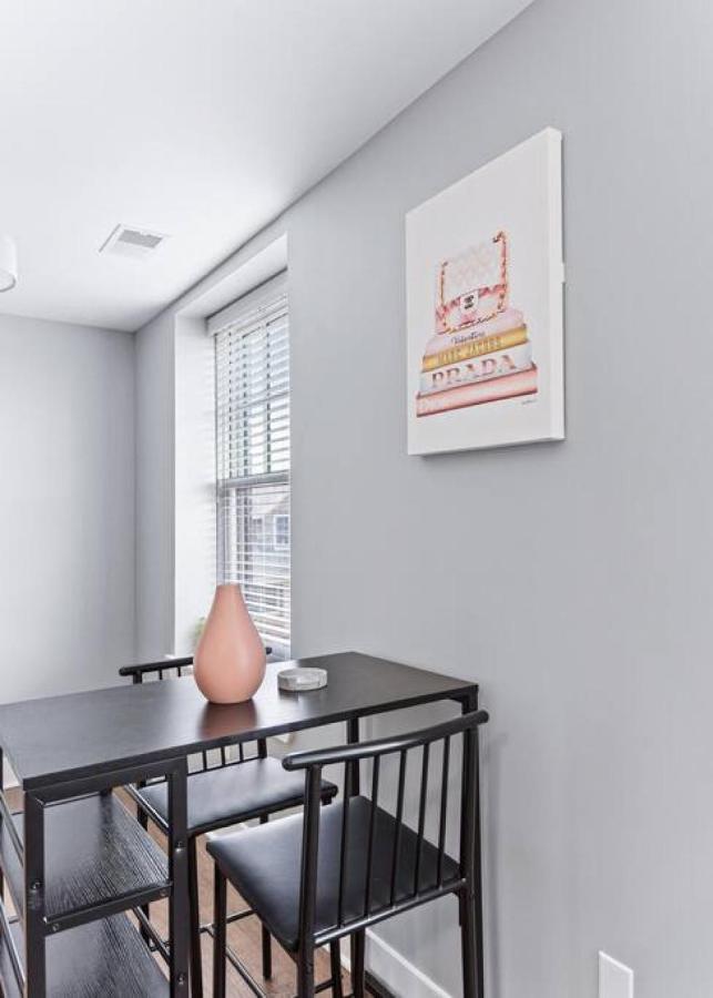 Your Cozy One Bedroom Midtown Детройт Екстериор снимка